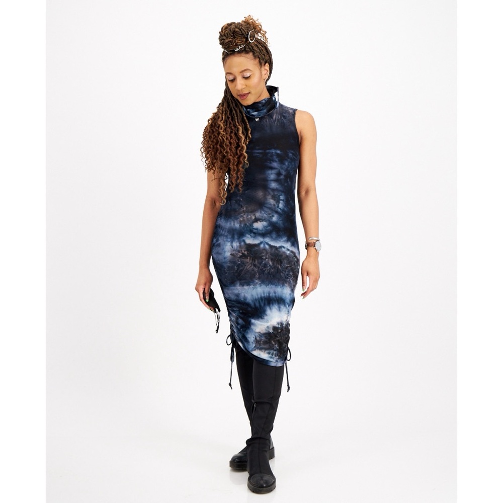 Turtleneck Body-con Dress
